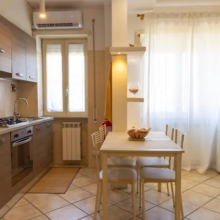 Daisy House Appartement Acilia