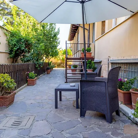 Appartement Daisy House Acilia